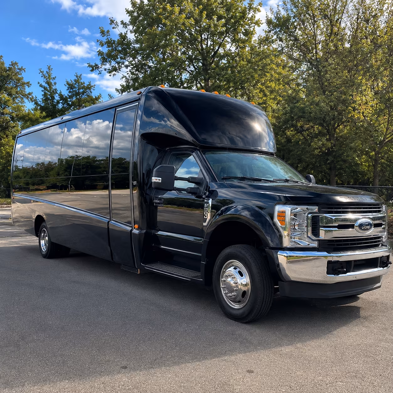 arrange transportation for your next airport transfer 2