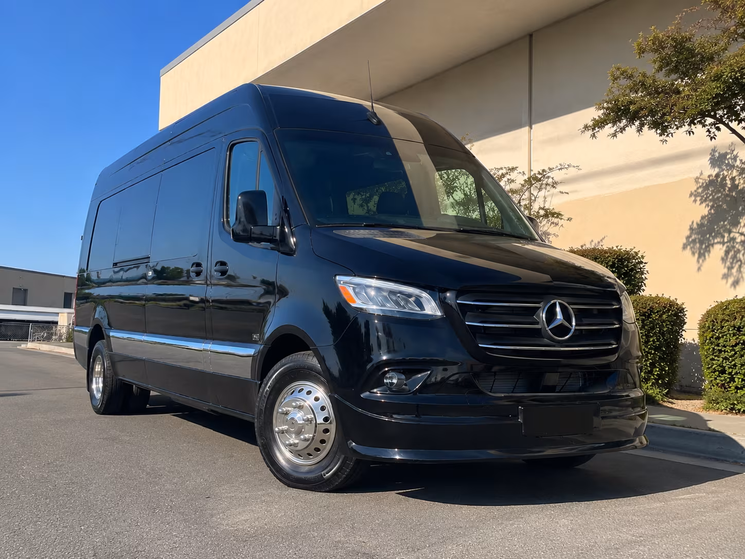 arrange transportation for your next prom 1