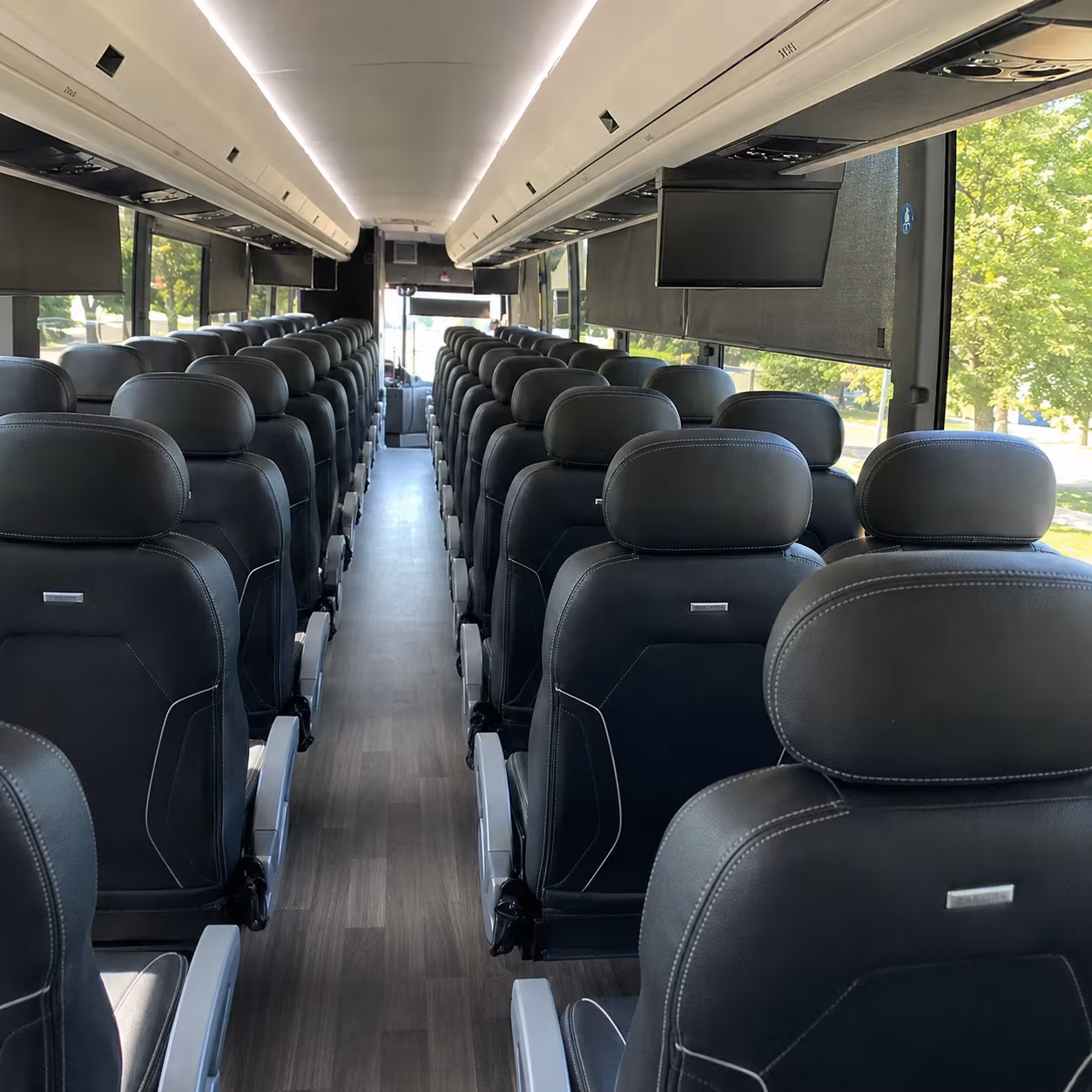arrange transportation for your next wedding 3