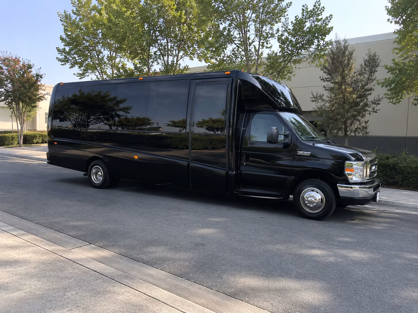 phoenix bus rental service area