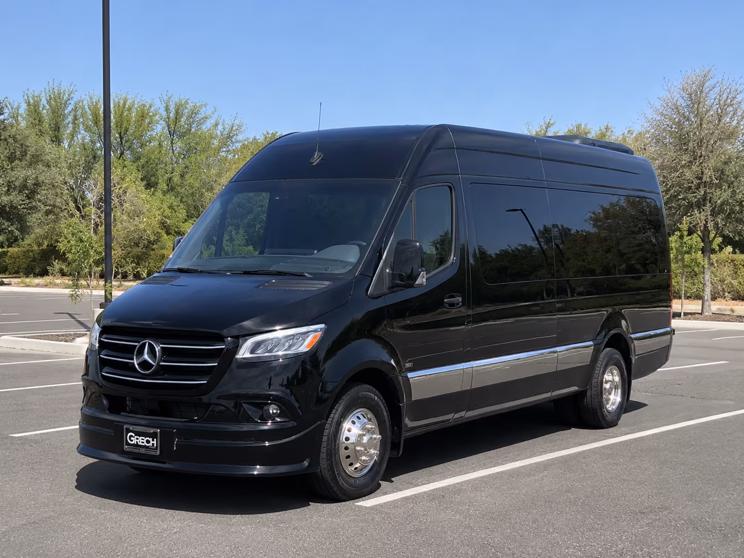 sprinter van and bus rentals for willcox wine country day trips